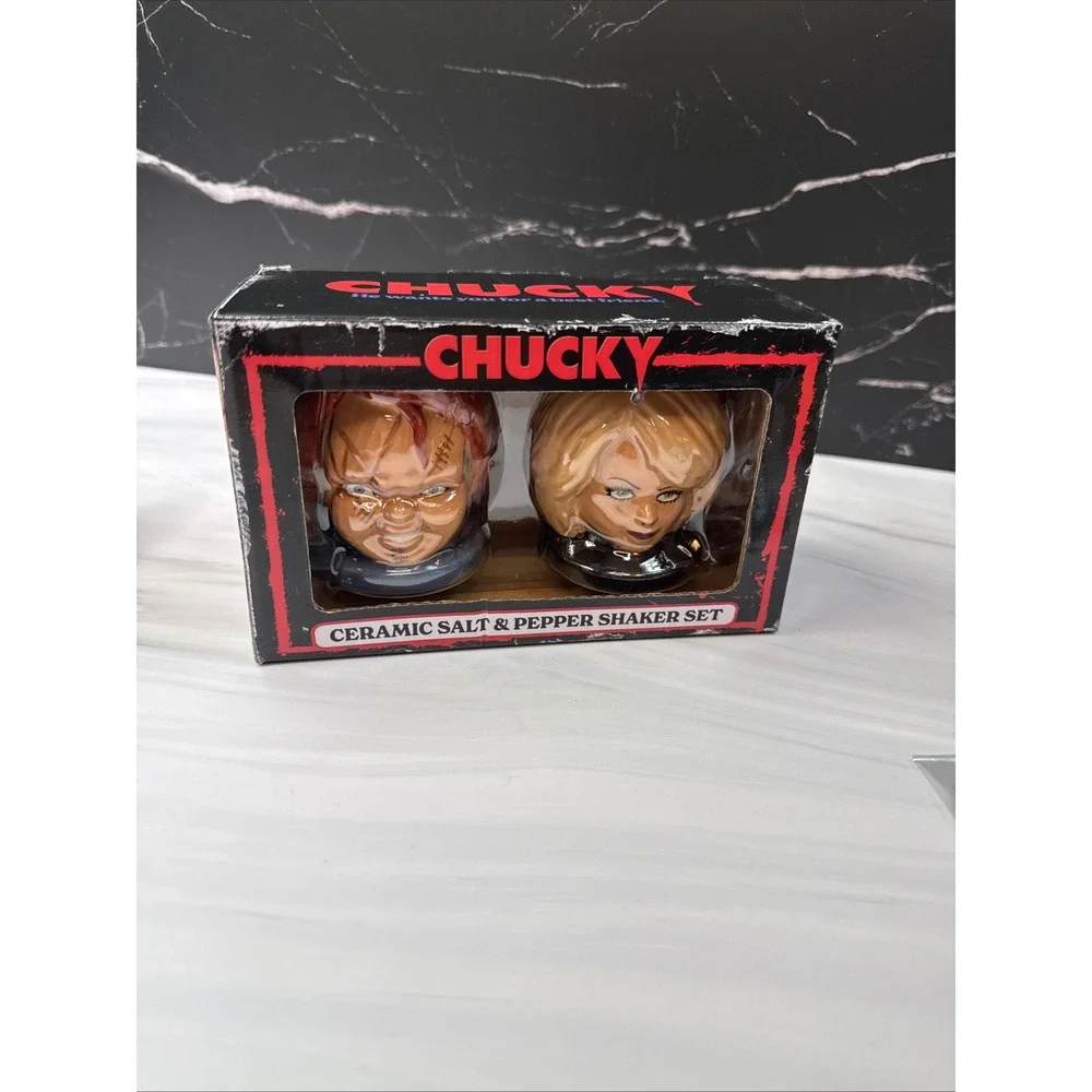 Silver Buffalo Seed of Chucky Tiffany Ceramic Salt Pepper Shaker Set SMGCK1710K